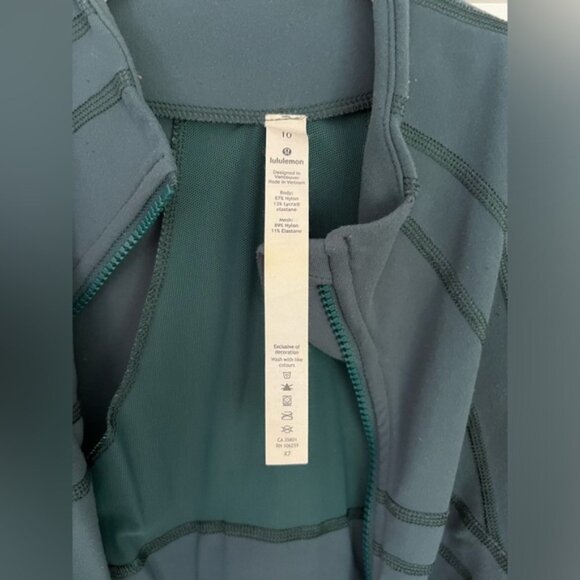 Lululemon Define Jacket - Picture 2 of 4